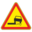 Дорожный знак 1.19 «Опасная обочина» (временный) (металл 0,8 мм, I типоразмер: сторона 700 мм, С/О пленка: тип А коммерческая)